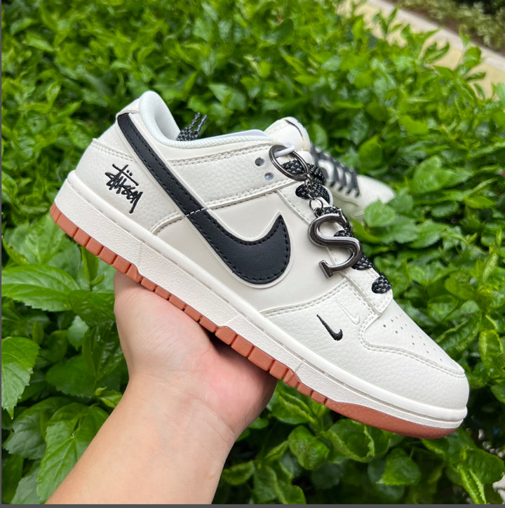 Nike dunk cream